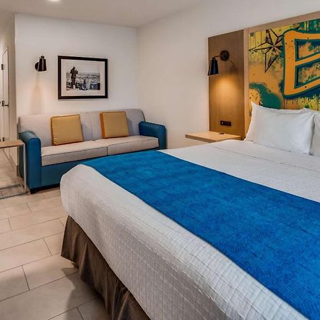 Best Western El Paso Airport Entrada Hotel Экстерьер фото