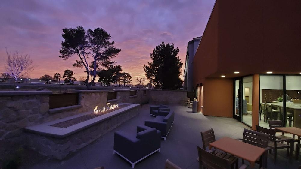 Best Western El Paso Airport Entrada Hotel Экстерьер фото