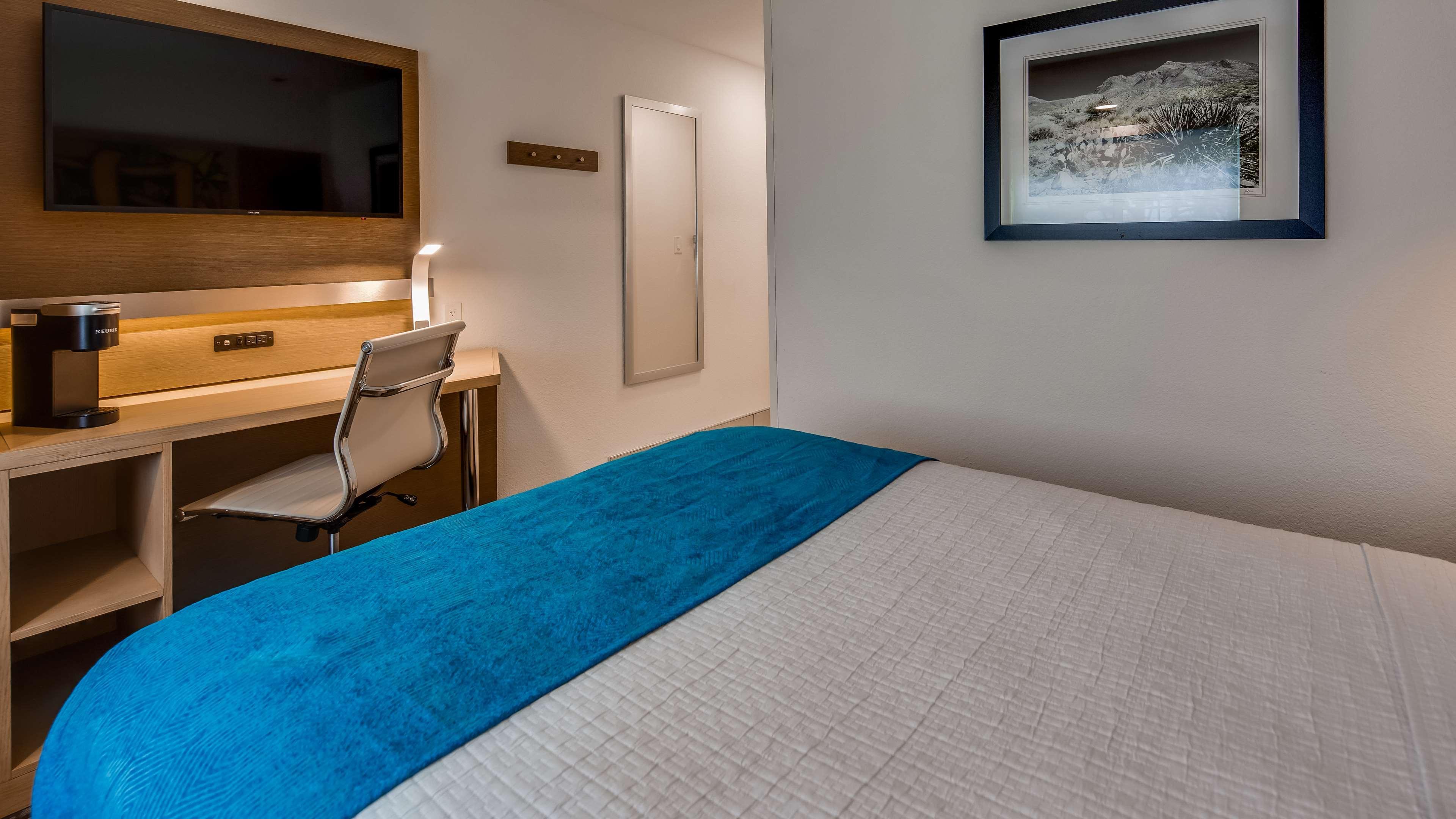 Best Western El Paso Airport Entrada Hotel Экстерьер фото