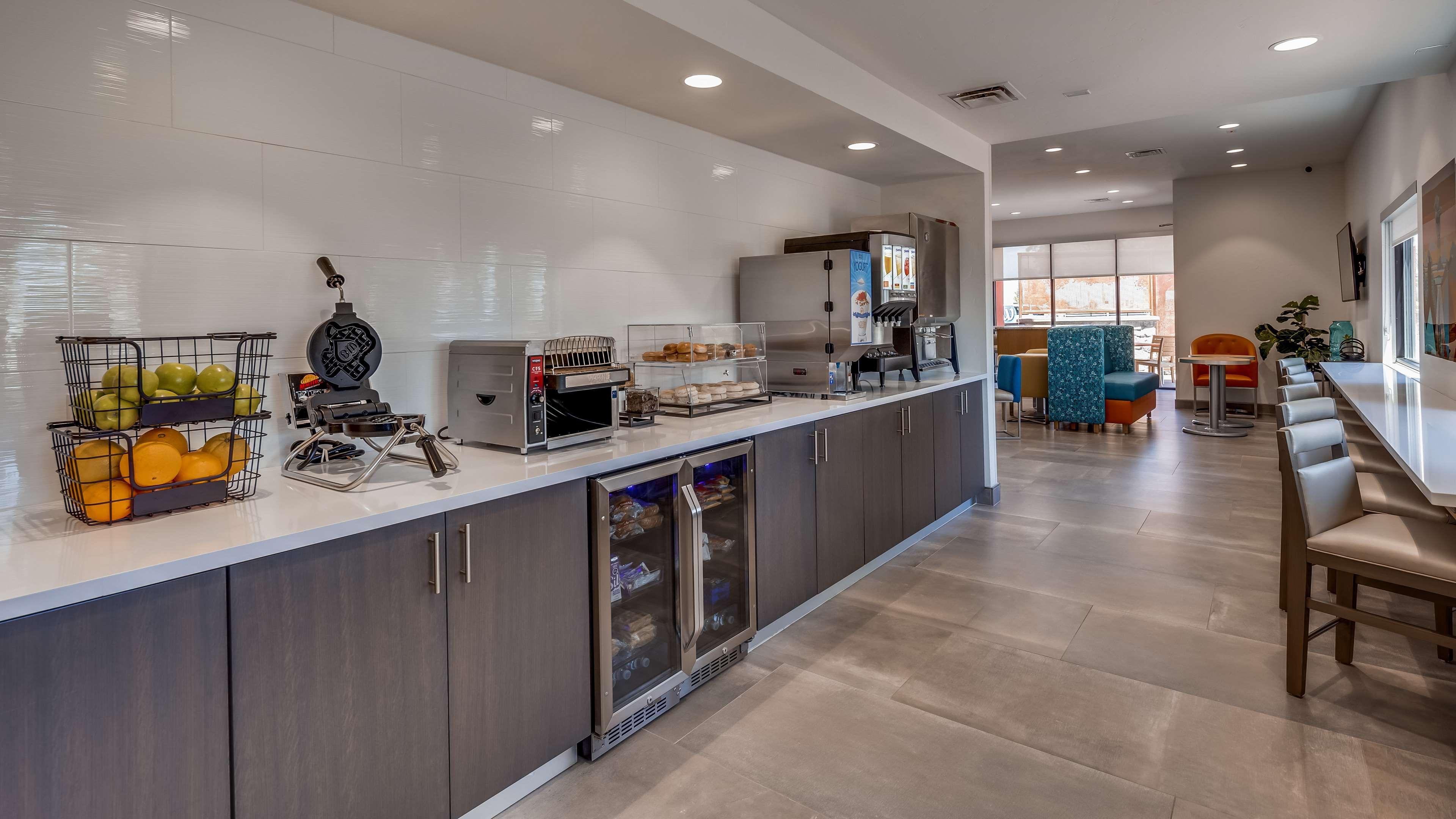 Best Western El Paso Airport Entrada Hotel Экстерьер фото
