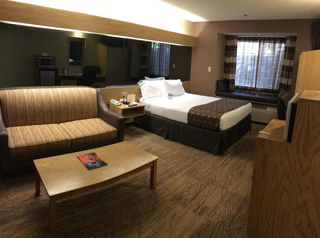Best Western El Paso Airport Entrada Hotel Экстерьер фото